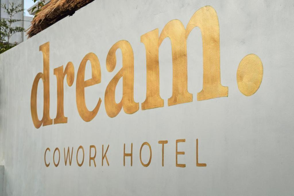 Dream Cowork Hotel Kuta  Екстериор снимка